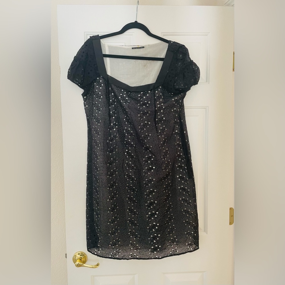 Elietahari black eyelet
